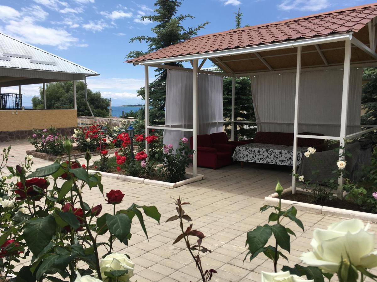 Эдем Hotel Cholpon-Ata Kültér fotó