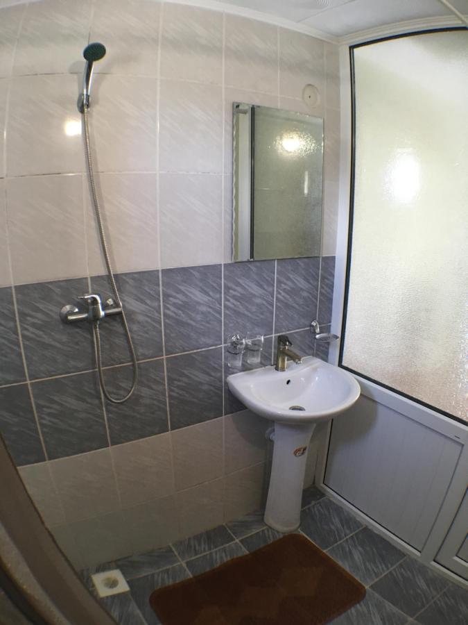 Эдем Hotel Cholpon-Ata Kültér fotó