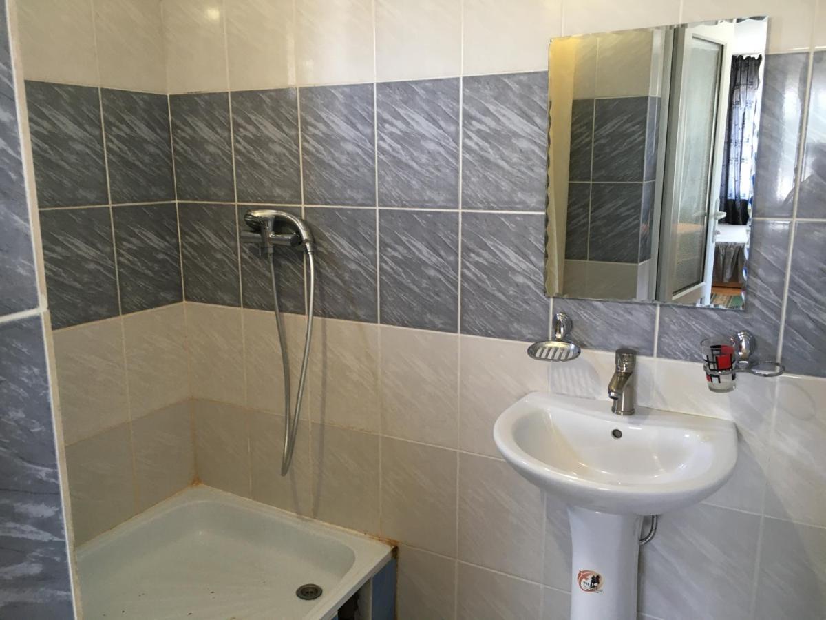 Эдем Hotel Cholpon-Ata Kültér fotó